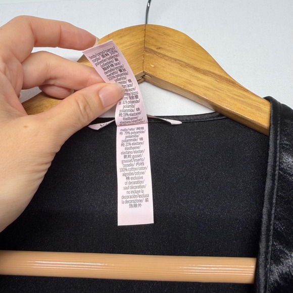 Victoria's Secret Black Lace Satin Teddy Bodysuit Boudoir Sheer Lingerie XS - Picture 6 of 8